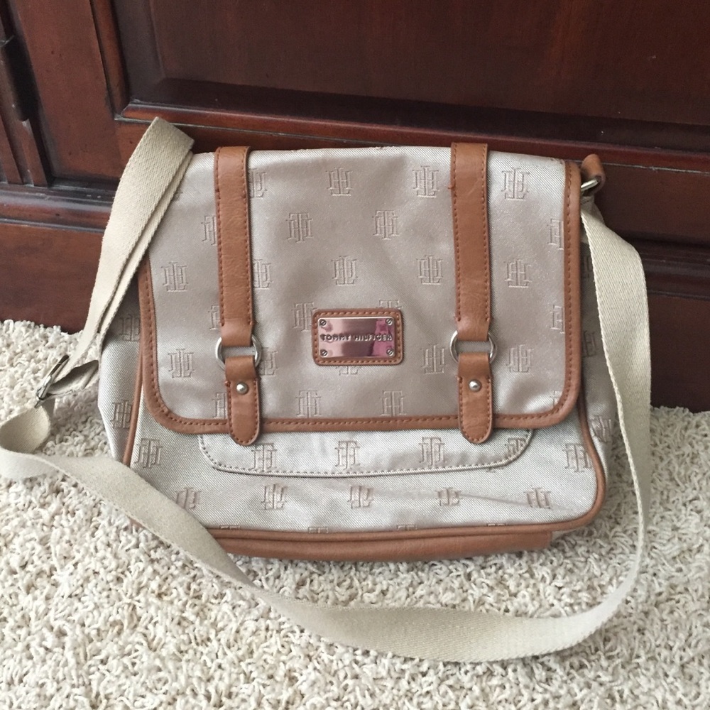 Tommy Hilfiger Cross Body